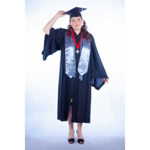 Lindsay came to me for shots to use for her graduation from college.  We got a few portraits in too.